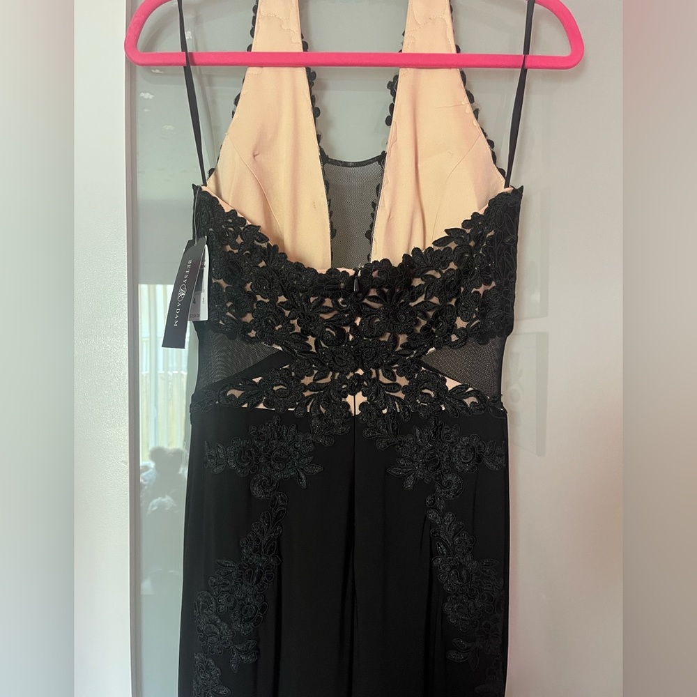 Gorgeous Black Halter lace size 4 Evening Gown - Picture 3 of 8